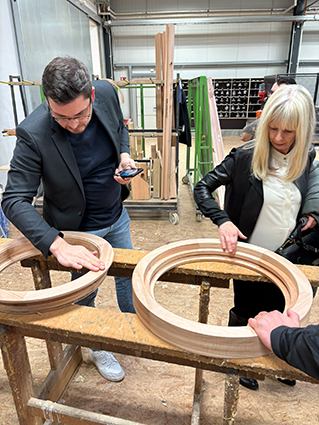 Bei einer Werksführung von Kubasch kann alles berührt und nachgefragt werden.